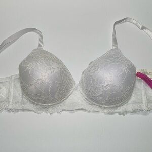 Wire free Comfort Fit Light Padded Soft Cup Bra Wireless Lace 3 Hooks. Sz 40C